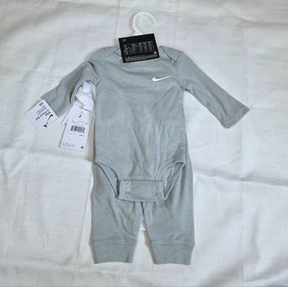 Nike Baby 3-Piece Set Mica Green Heather Color Brand New Size 6 Months - Picture 5 of 6